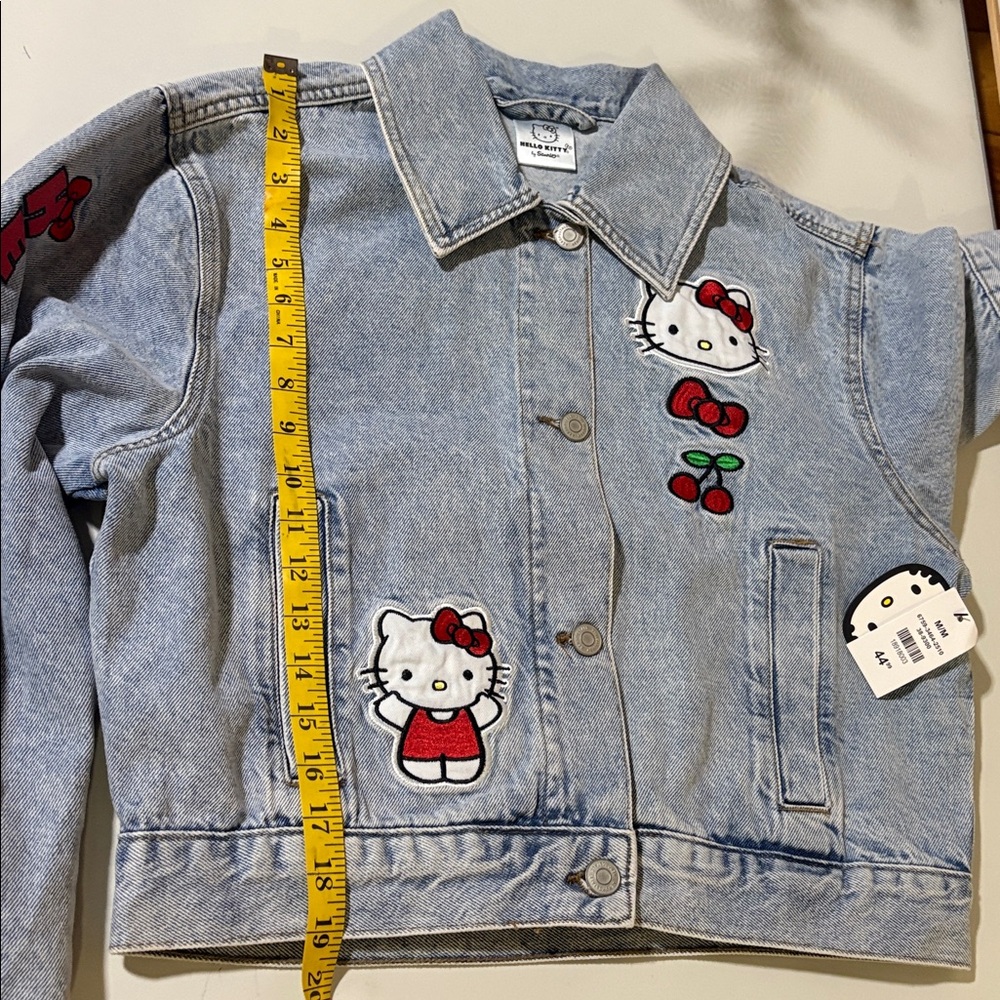Hello Kitty by Sanrio - Picture 2 of 14